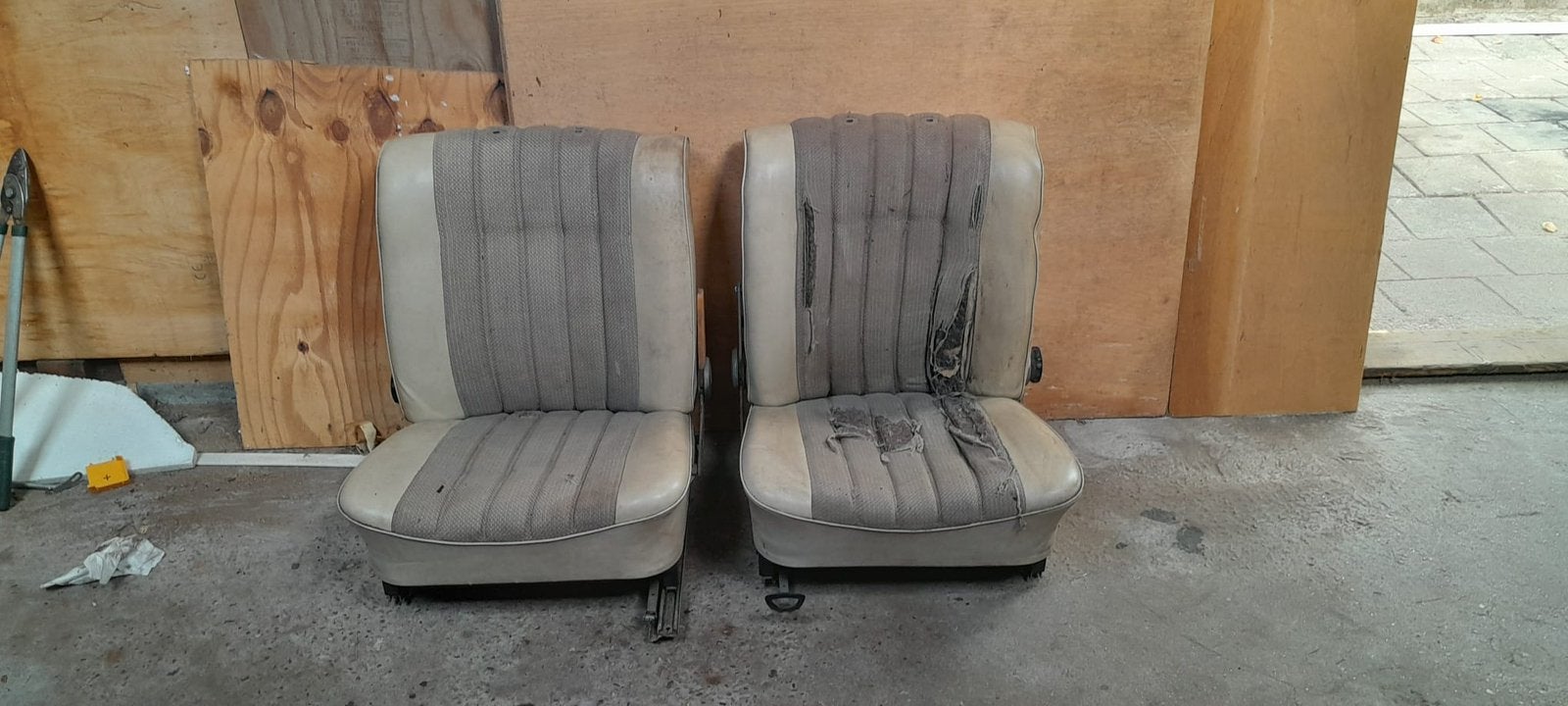 Diverse oude mercedes stoelen en banken, Auto-onderdelen, Ophalen, Gebruikt, Mercedes-Benz