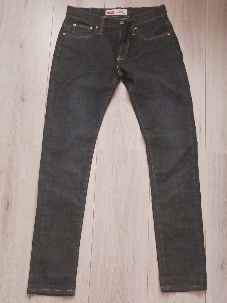 Levi's Strauss & Co. jeans 520 Extreme Taper fit mt W30 L30, Blauw, W32 (confectie 46) of kleiner, Ophalen of Verzenden, Zo goed als nieuw