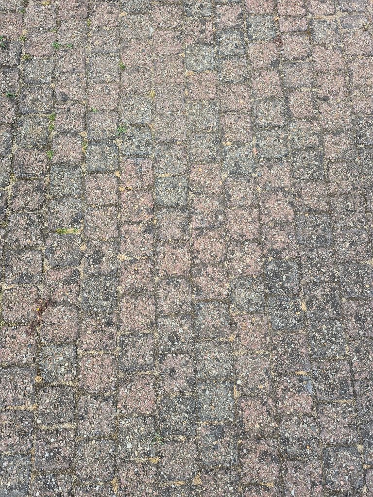 Gratis Vierkante klinkers - ~35 m², Ophalen, Overige materialen, Gebruikt, Klinkers