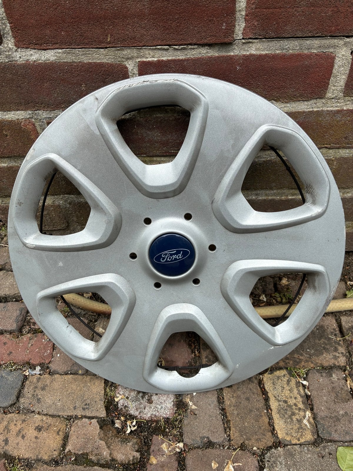 Ford wieldop - Gebruikt, Auto diversen, Wieldoppen, Ophalen of Verzenden, Gebruikt