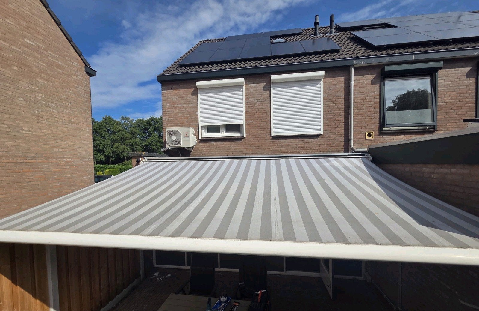 Elektrisch knikarmscherm, zonnescherm, Ophalen, Gebruikt, 450 cm of meer, Elektrisch