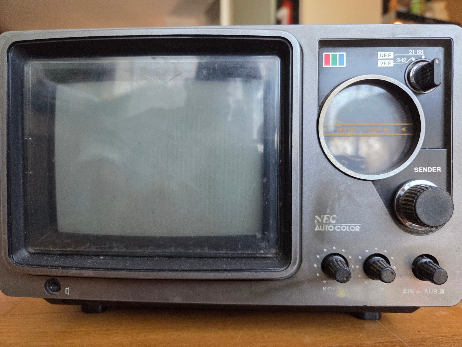 Portable tv, Antiek en Kunst, Antiek | Tv's en Audio, Ophalen