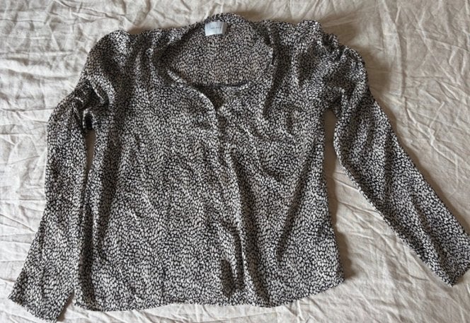 Neo Noir Blouse met Dierenprint - Maat M, Kleding | Dames, Ophalen of Verzenden, Zo goed als nieuw, Maat 38/40 (M), Zwart
