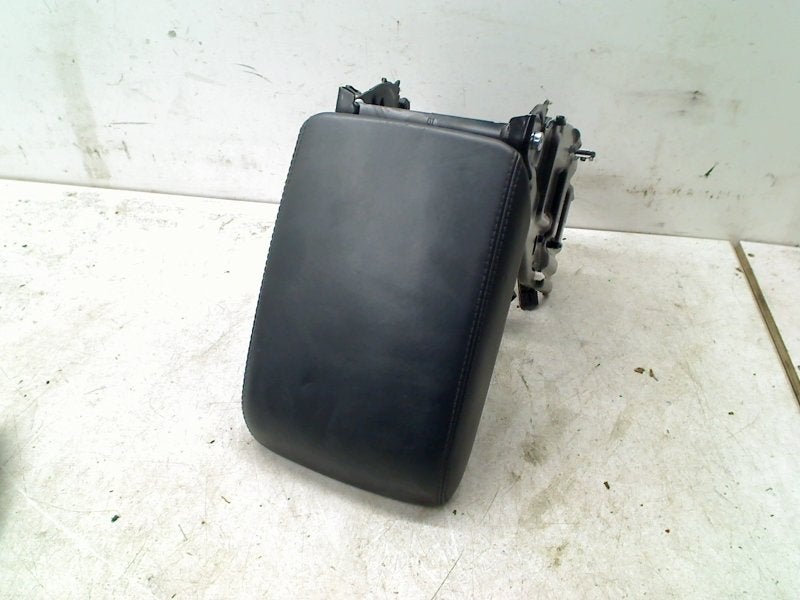 Armsteun leder Audi Q5 (8RB) (2010-11/2013-05) 8k0864283, Gebruikt, Auto-Union-Straße  1, Ingolstadt 85057, , Duitsland, Info@audi.de