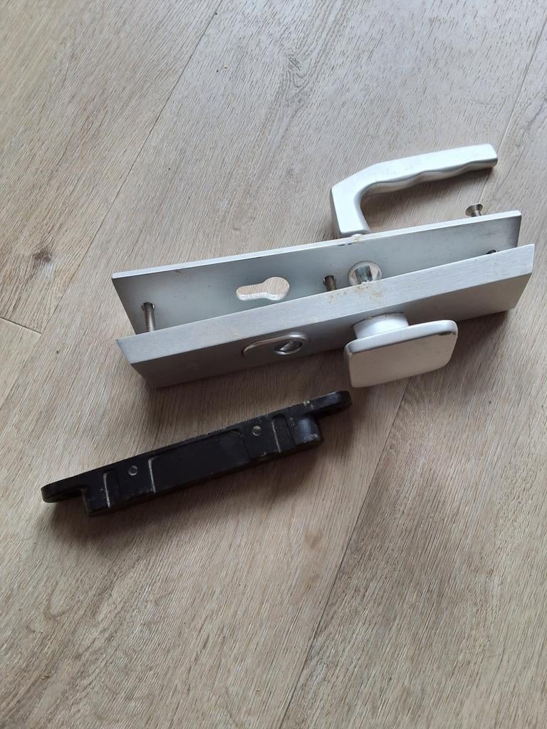 Kerntrek deurbeslag, Doe-het-zelf en Verbouw, Hang- en Sluitwerk, Ophalen of Verzenden, Nieuw, Klink of Kruk