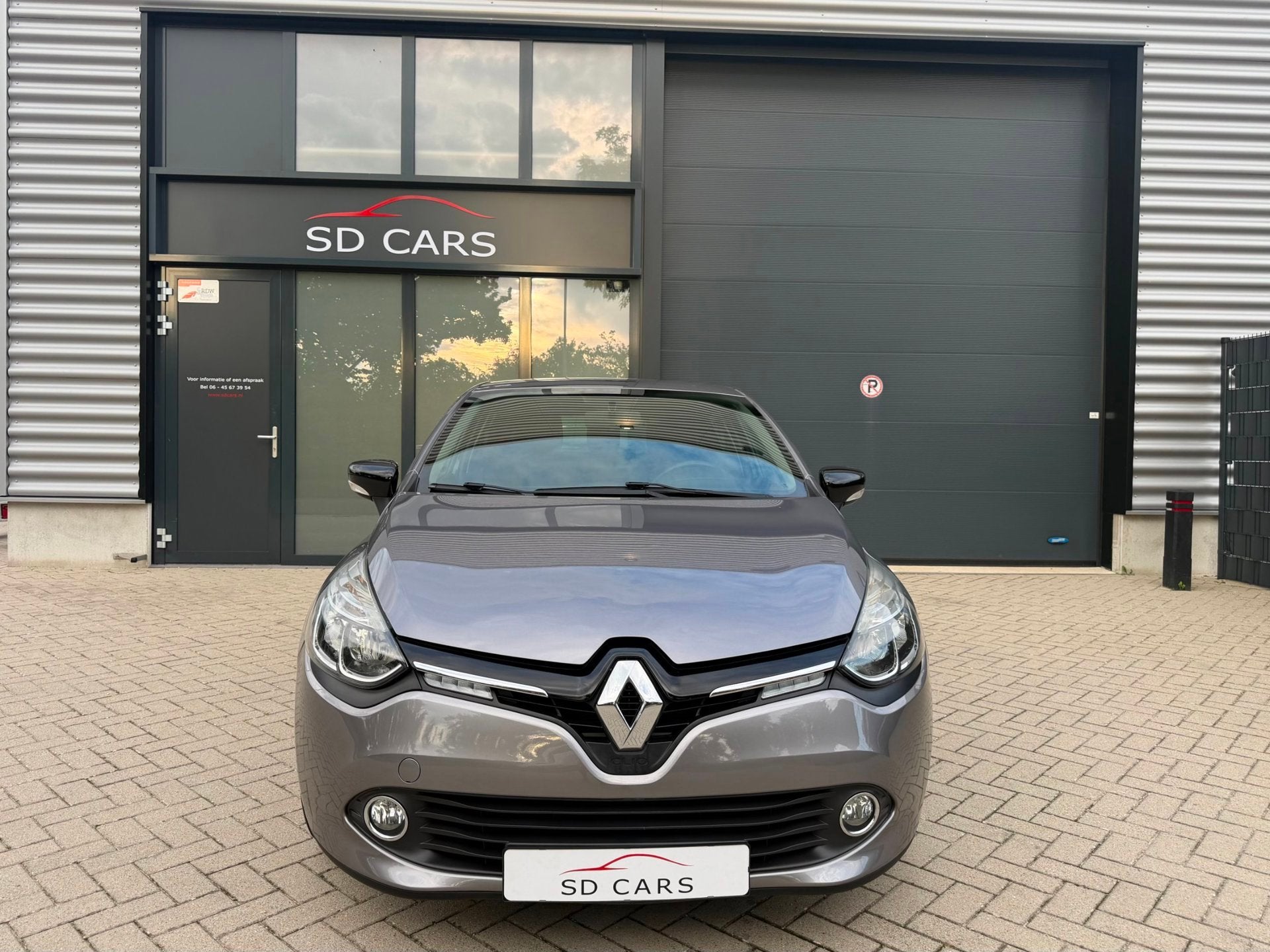 Foto 2 van Renault Clio 0.9 TCe ECO Night&Day|Airco|Navi|Cruise|APK nw