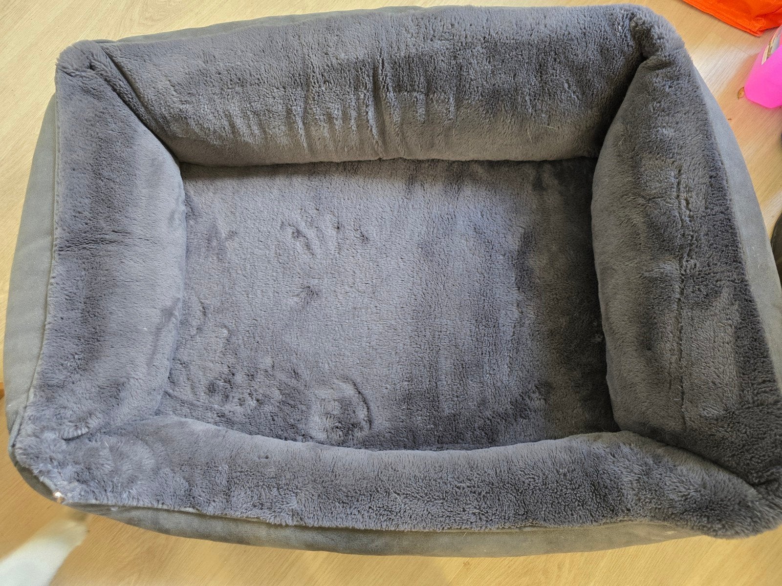 Fins&Fur orthopedische hondenmand 100x70, Ophalen, Zo goed als nieuw, Leer