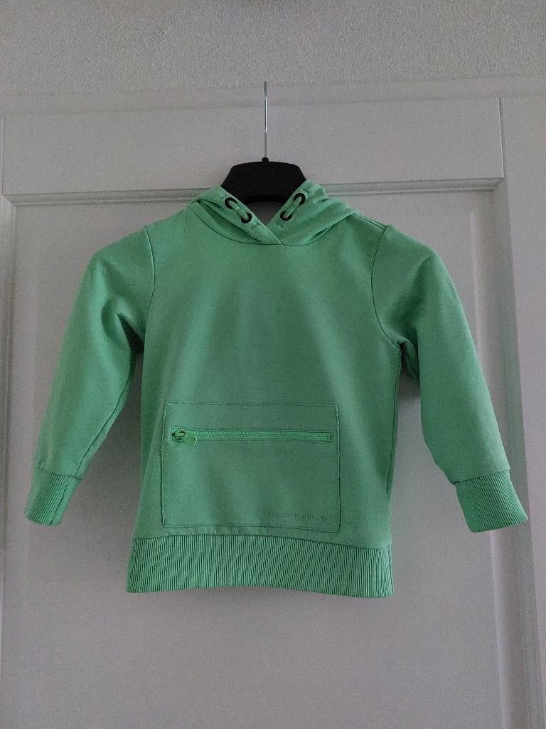 Vingino shirt / trui maat 104, Kinderen en Baby's, Kinderkleding | Maat 104, Trui of Vest, Ophalen of Verzenden, Zo goed als nieuw