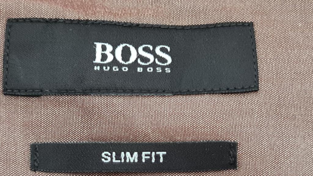 Hugo Boss Overhemd met mooie bruine kleur maat 41, Bruin, Verzenden, Zo goed als nieuw, Halswijdte 41/42 (L)