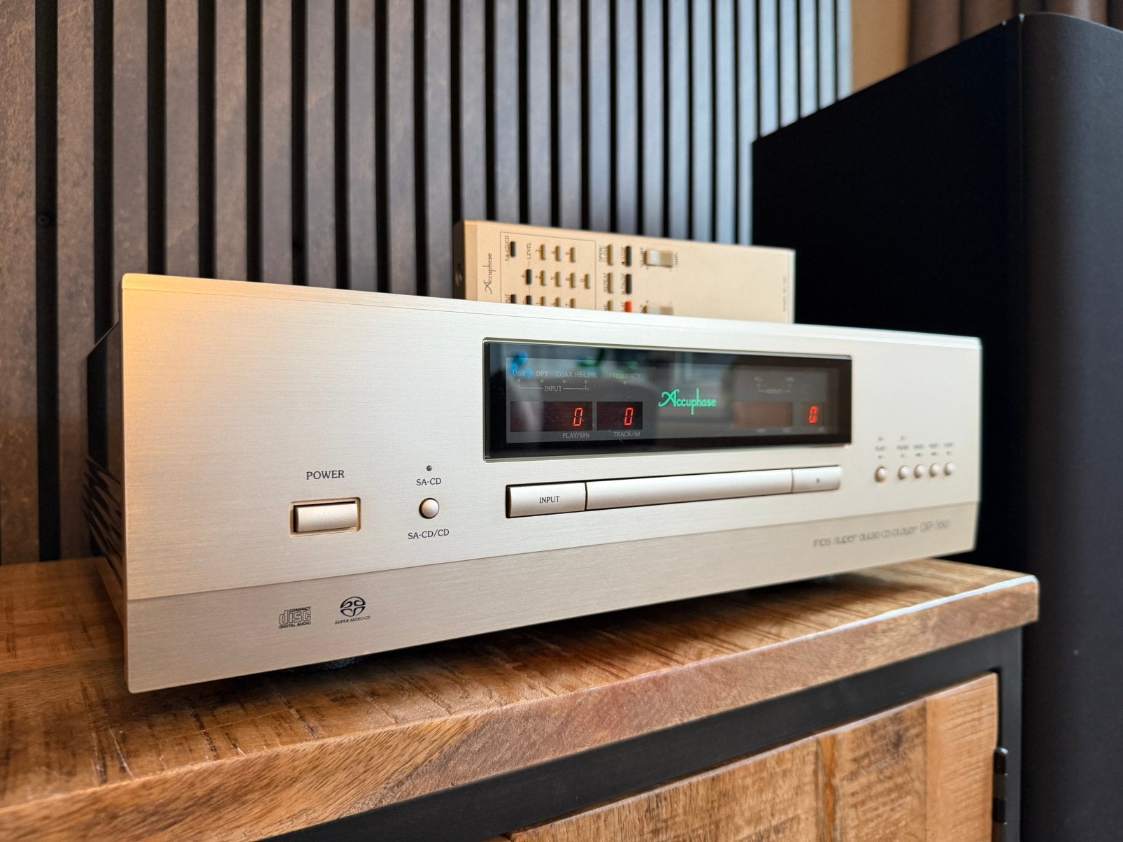 Mooie Accuphase DP-560 SACD/CD-Speler - High-End Audio, Overige merken, Ophalen of Verzenden, Zo goed als nieuw, /