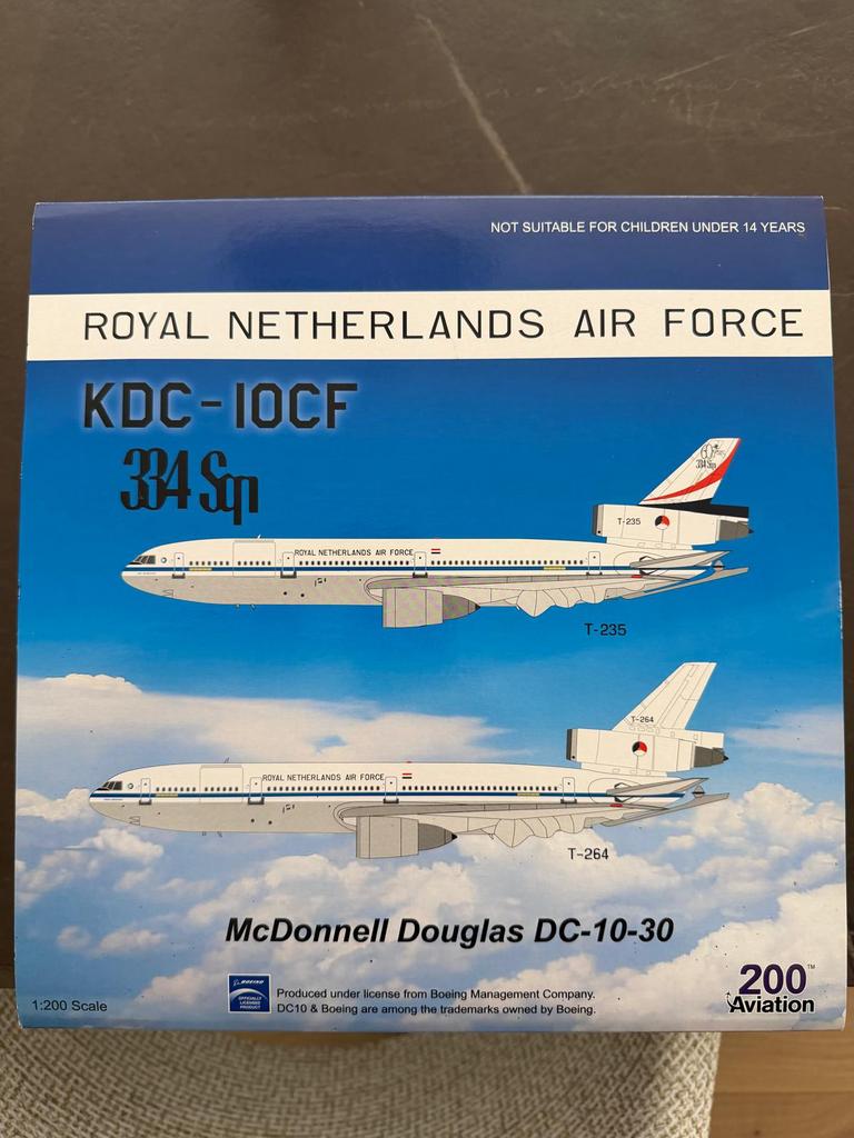 KDC-10 KLu 1/200 Aviation 200 AV2KC1004 RNLAF diecast, Ophalen of Verzenden, Zo goed als nieuw, Schaalmodel