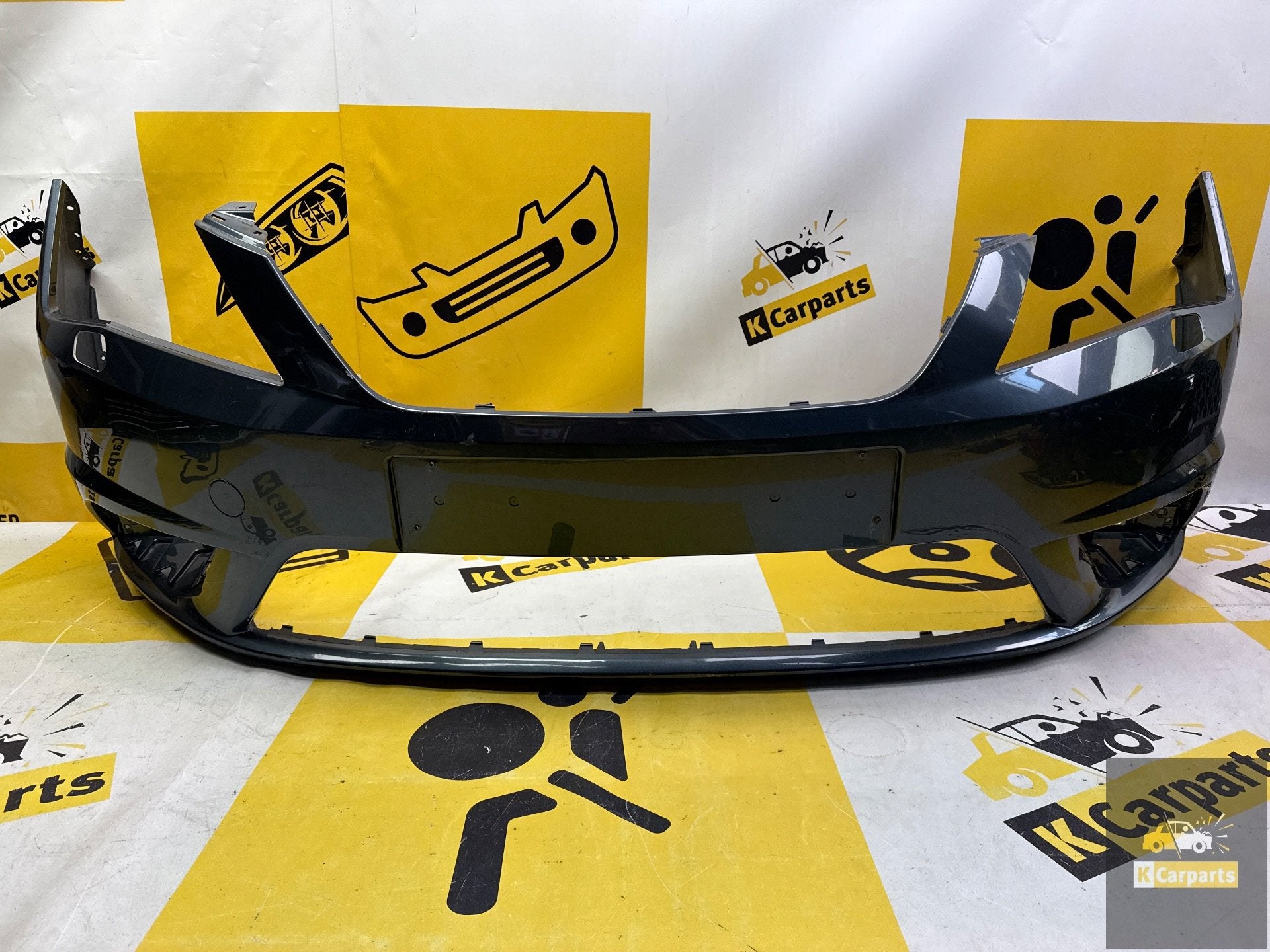 Voorbumper Seat Toledo 2012-2016 KLS Bumper 6JA807221, Auto-onderdelen, Gebruikt, Voor, Autovia A-2, Km 585 585
08760  Martorell, ES