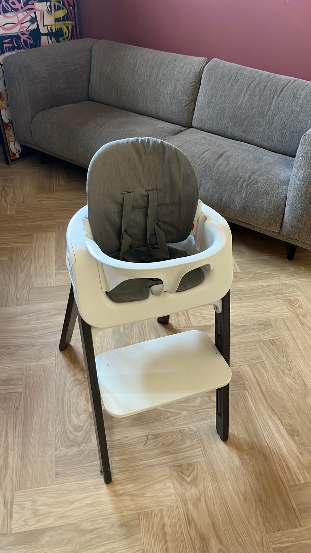 Stokke Steps Kinderstoel incl. Baby Set & Tray – nette staat, Kinderen en Baby's, Kinderstoelen, Ophalen, Zo goed als nieuw, Meegroeistoel