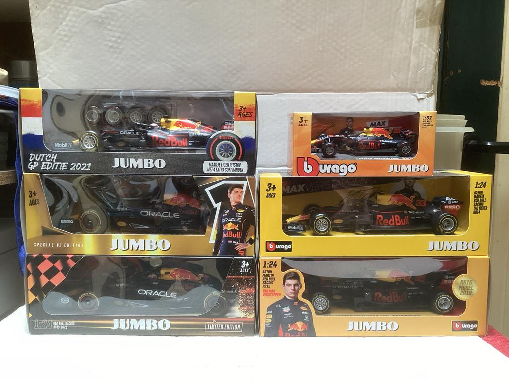 Zes Max Verstappen Raceauto's - Nieuw in Doos, Verzamelen, Supermarktacties, Jumbo, Ophalen
