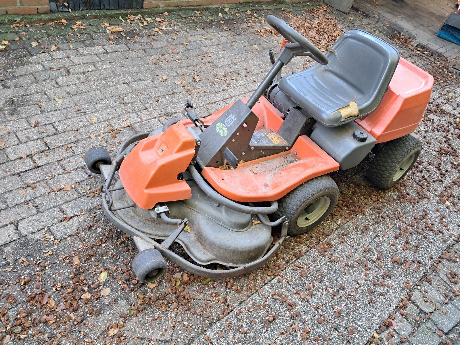 stiga villa, husqvarna zitmaaiers, Ophalen, Gebruikt, Stiga, Elektrische starter