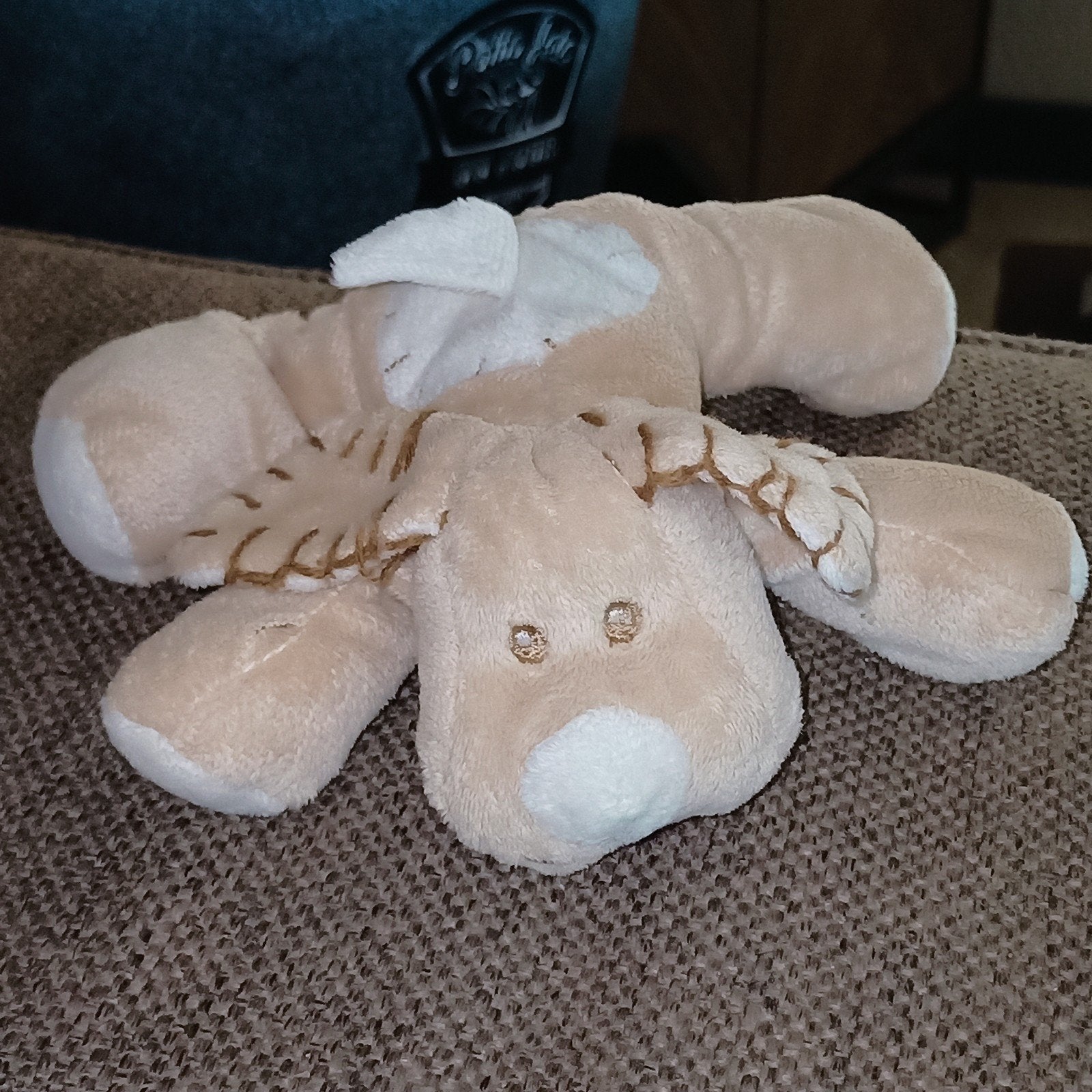 Eddy toys, beige ecru lichtbruin hondje., Zo goed als nieuw, Wasbaar, Klein (minder dan 20 cm), Beige