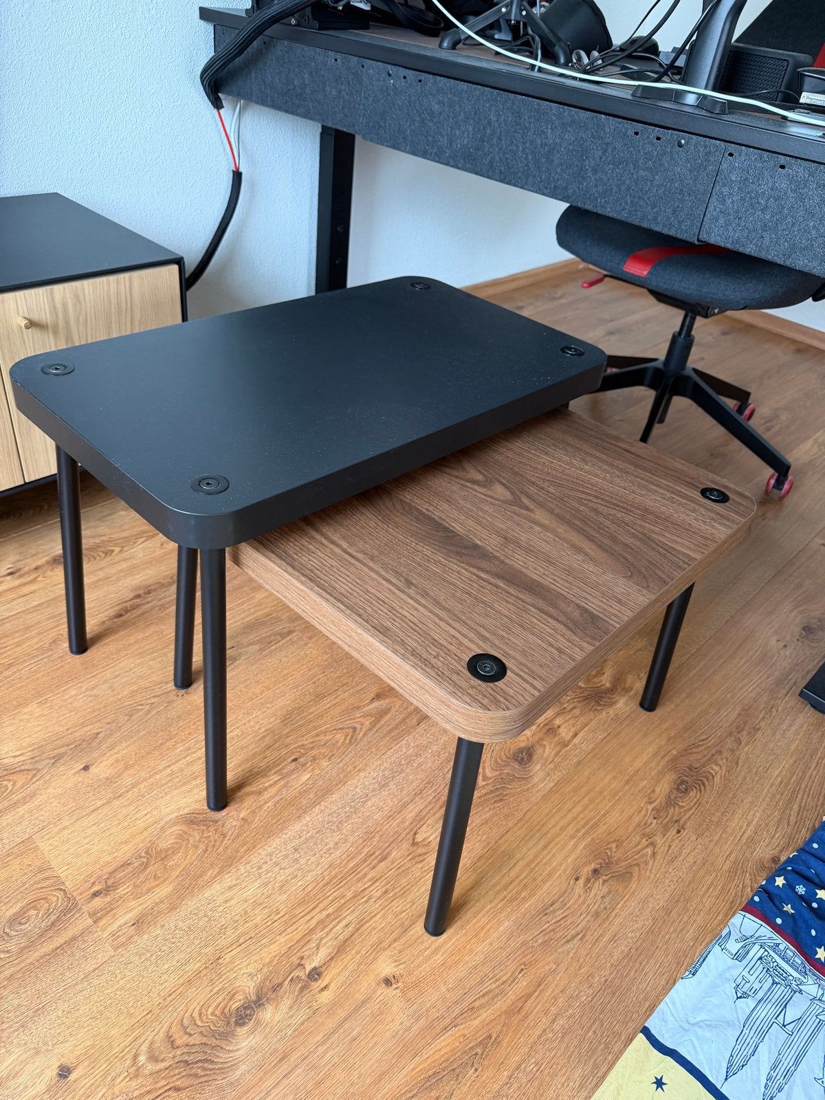 IKEA SONHULT Nest van 2 tafels, grijs/walnoot effect, Huis en Inrichting, Tafels | Salontafels, Ophalen, Nieuw, 50 tot 100 cm