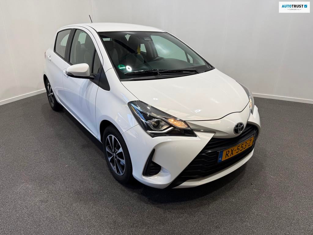 Toyota Yaris 1.0 VVT-i Aspiration, Auto's, Toyota, Bedrijf, Te koop, Yaris, ABS, Achteruitrijcamera, Airbags, Airconditioning