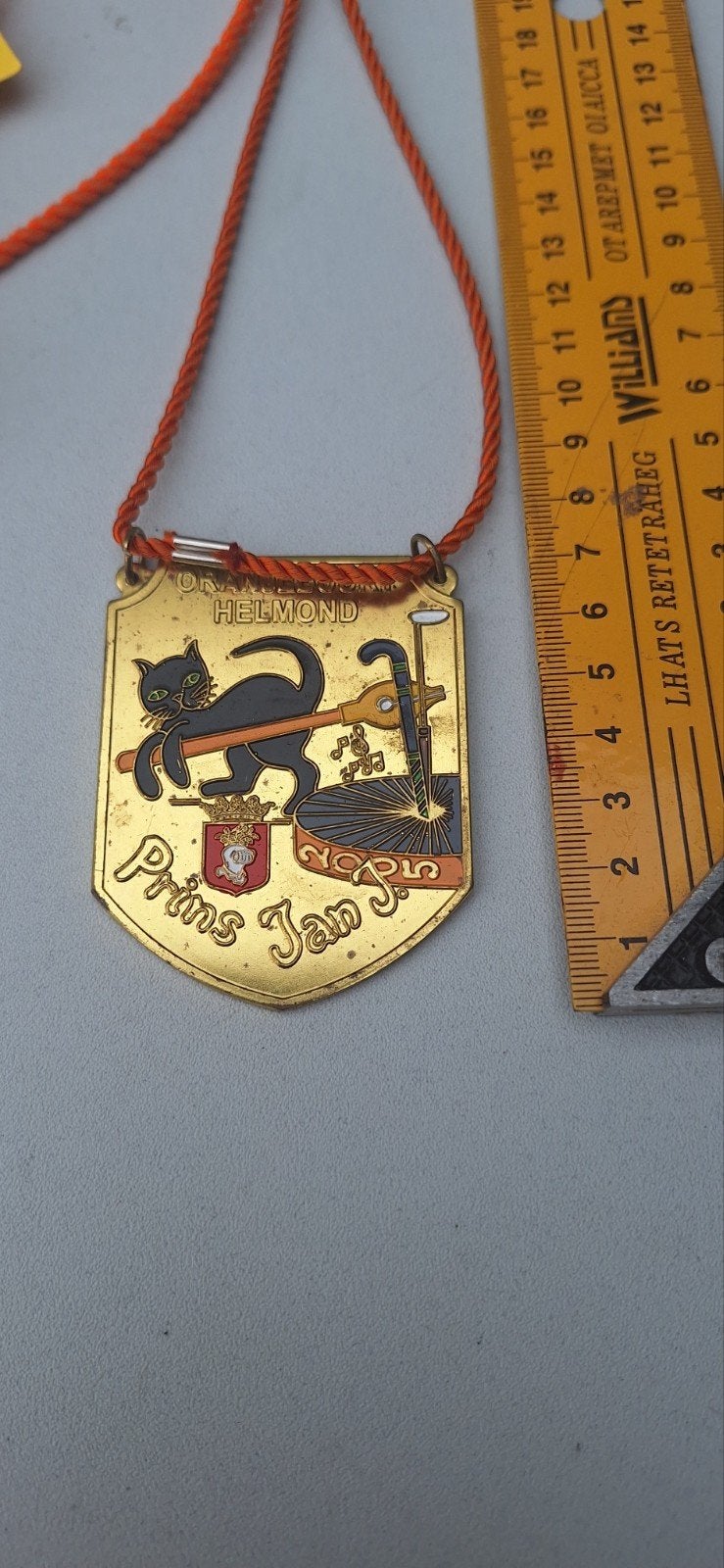 Carnaval medaille prins Jan Oranjebuurt Helmond 2005 (7.2), Ophalen of Verzenden, Overige materialen
