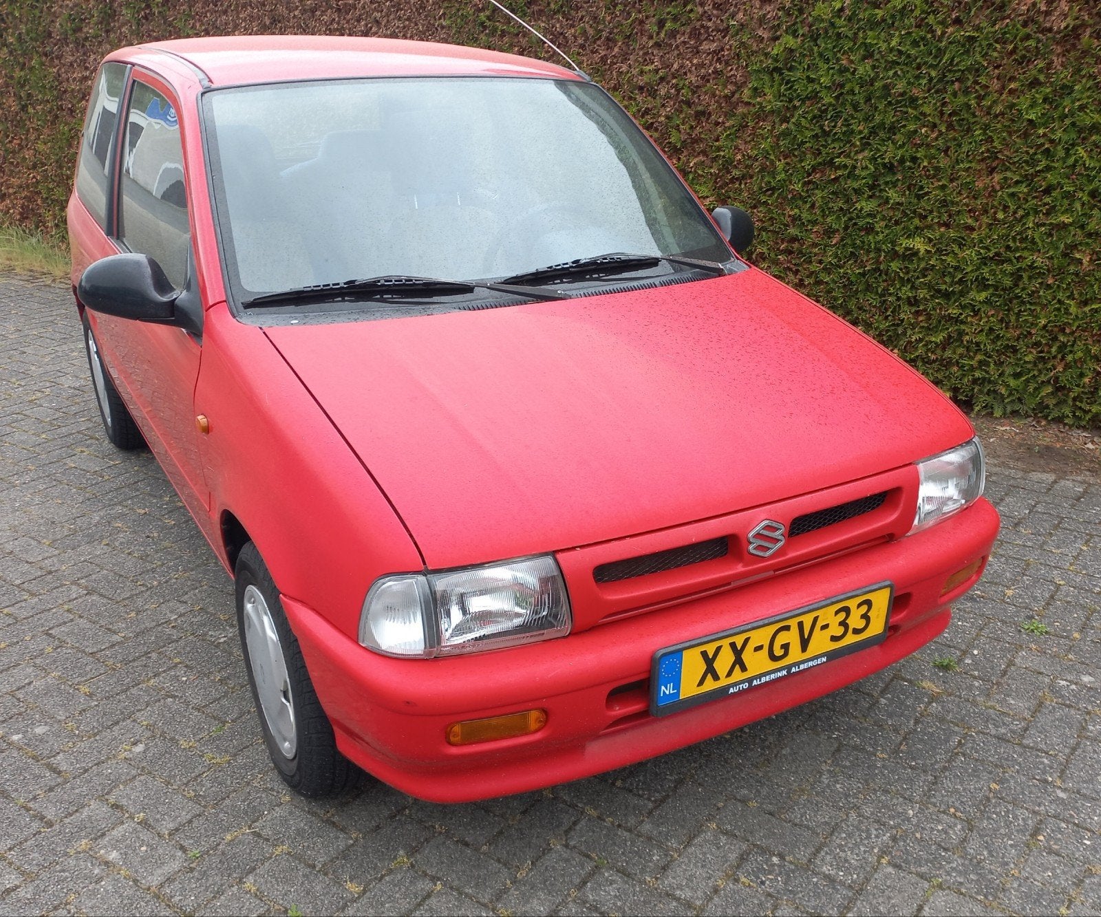 Degelijke Suzuki Alto 1.0 GL AUT 1999 Rood, Stof, 54 pk, Overige kleuren, Particulier