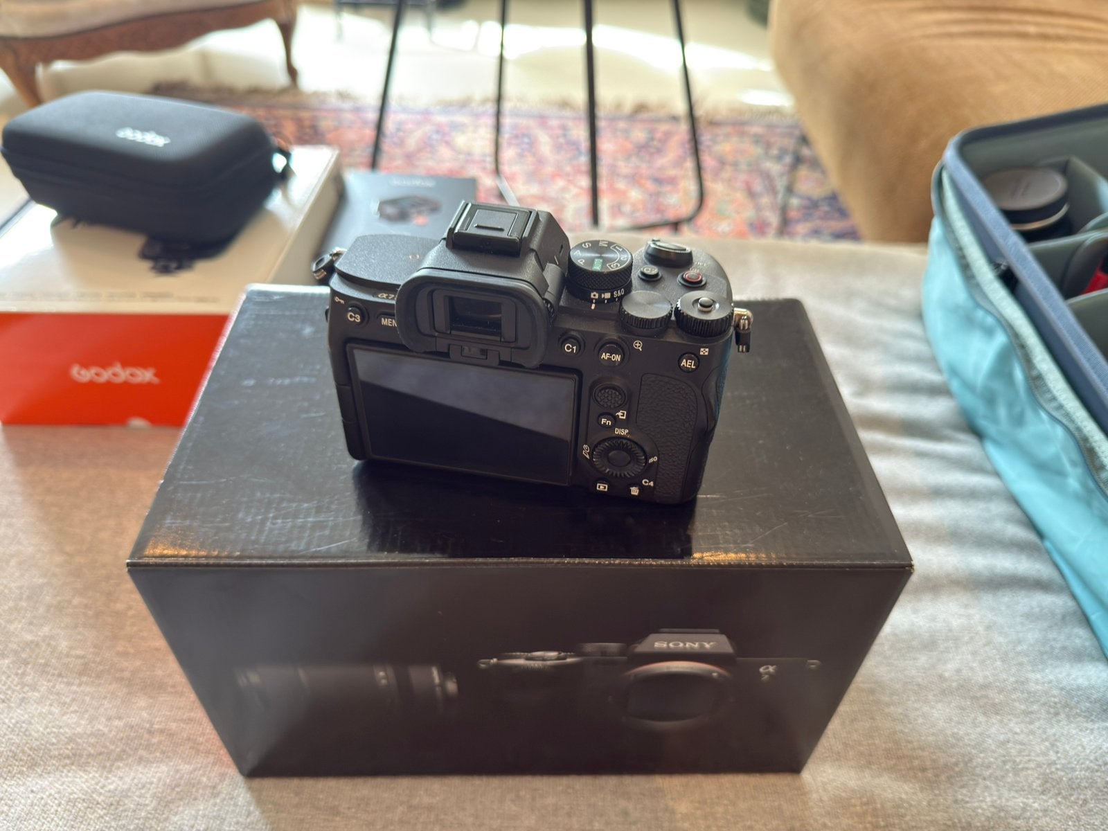 Sony A7IV + Sony 85 & 35 F1.8, Tamron 28-75, 150-500 + Godox, Ophalen, Gebruikt, 33 megapixels, Sony