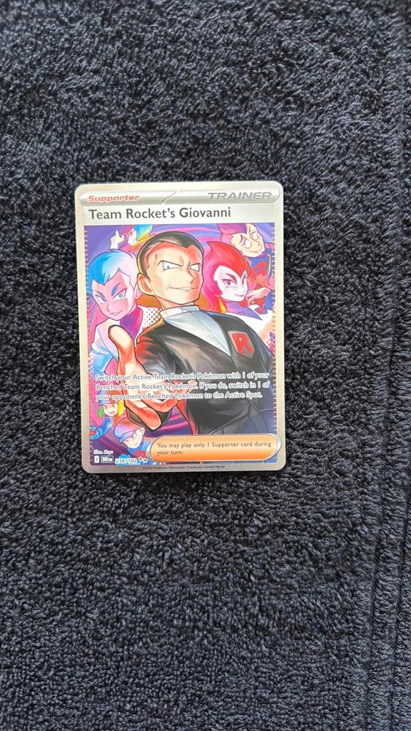 Team Rocket’s Giovanni, Ophalen of Verzenden, Zo goed als nieuw