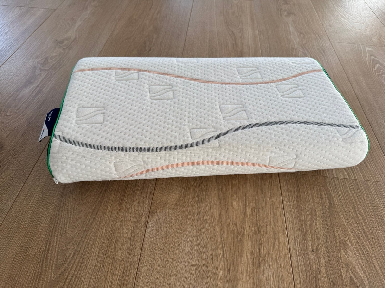 M Line Pillow You Groen – ergonomisch hoofdkussen, Ophalen of Verzenden, Zo goed als nieuw, Wit