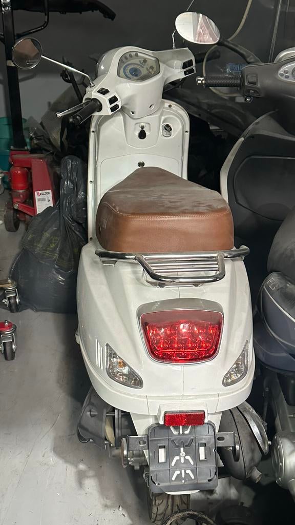 Iva Lux 50 (Vespa look) - Zonder papieren, Ophalen, Gebruikt, Overige typen, Overige merken