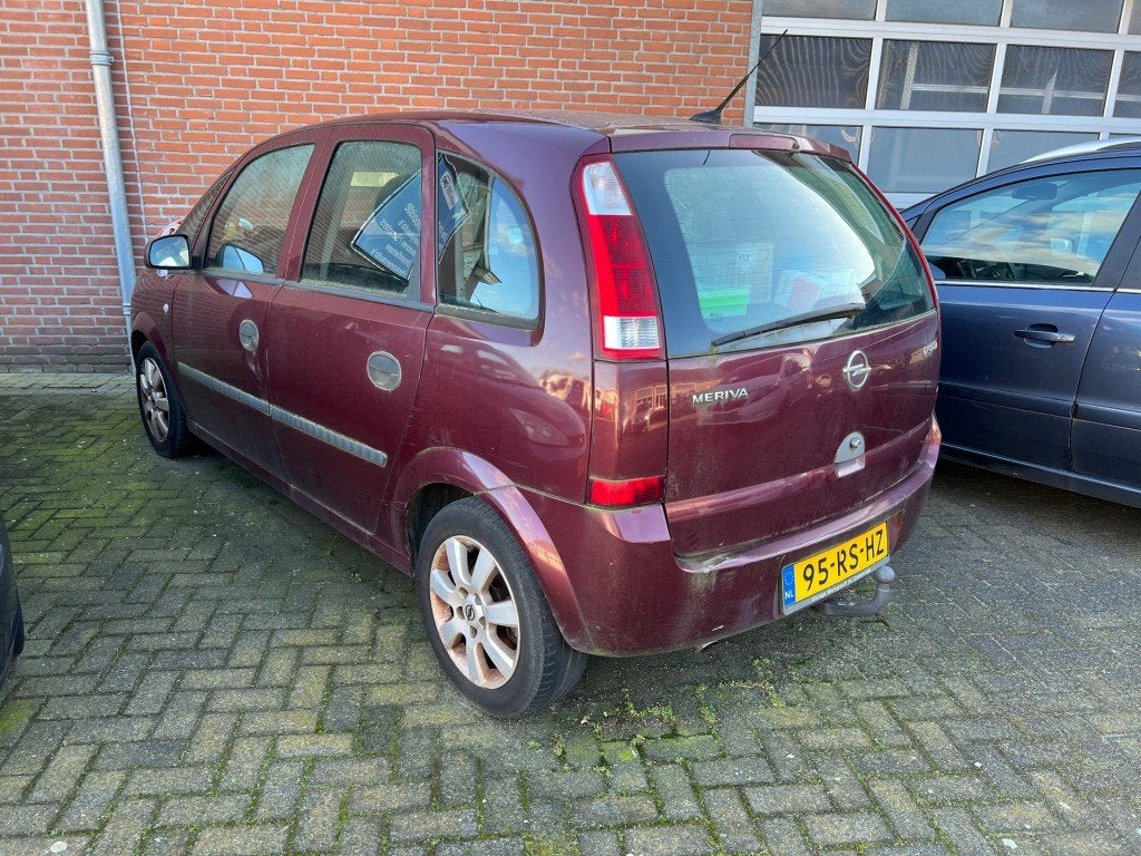 Foto 9 van Opel MERIVA 1.7 DTH 5-Drs HB GEEN APK!! Export price!!