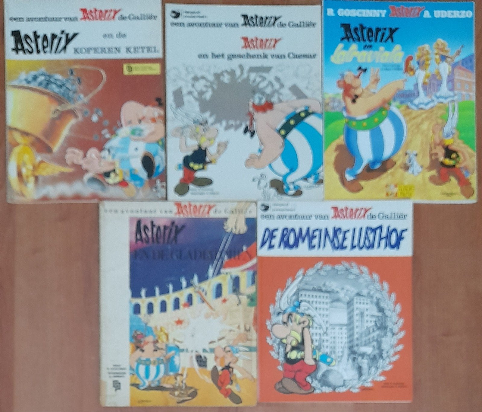 Asterix stripboeken - 5 delen, Meerdere stripboeken, Ophalen of Verzenden, Gelezen, René Goscinny en Albert Uderzo