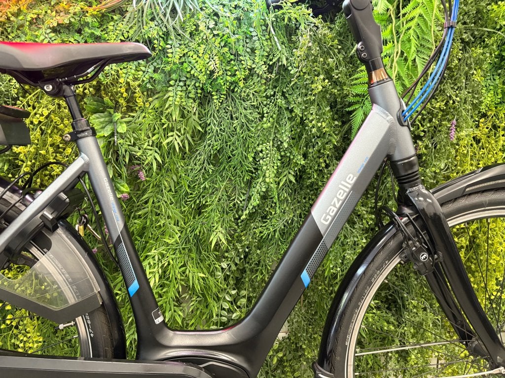 Gazelle Orange C310 | Bosch Active Plus | 400Wh | Enviolo, Fietsen en Brommers, Wilhelminaweg 8, 6951 BP Dieren (NL), Info@gazelle.nl