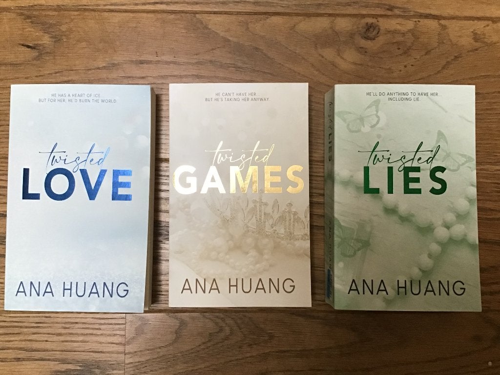 Ana Huang Twisted love, Twisted games, Twisted lies, Boeken, Europa overig, Ophalen of Verzenden, Zo goed als nieuw, Ana Huang