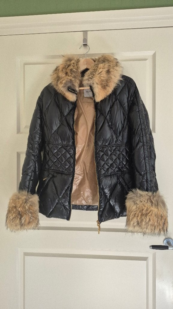 MonCler winterjas met bont, Zwart, Moncler, Ophalen of Verzenden, Zo goed als nieuw