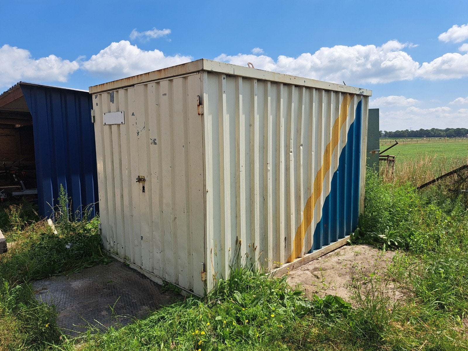 Metalen schuurtje, Ophalen, 200 tot 400 cm, 250 tot 500 cm, .