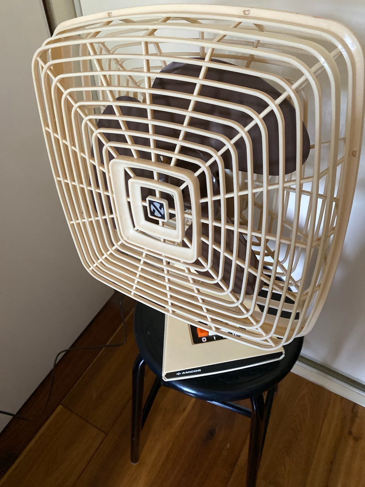 Functionele en mooie Amcor ventilator, Witgoed en Apparatuur, Ophalen of Verzenden, Gebruikt, Tafelventilator