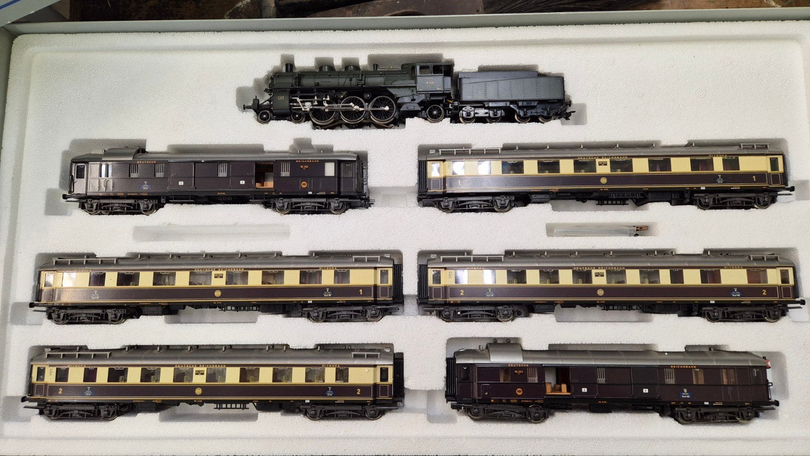 Te koop de eerste Rheingold serie van Märklin, Ophalen, Wisselstroom, Treinset, Zo goed als nieuw