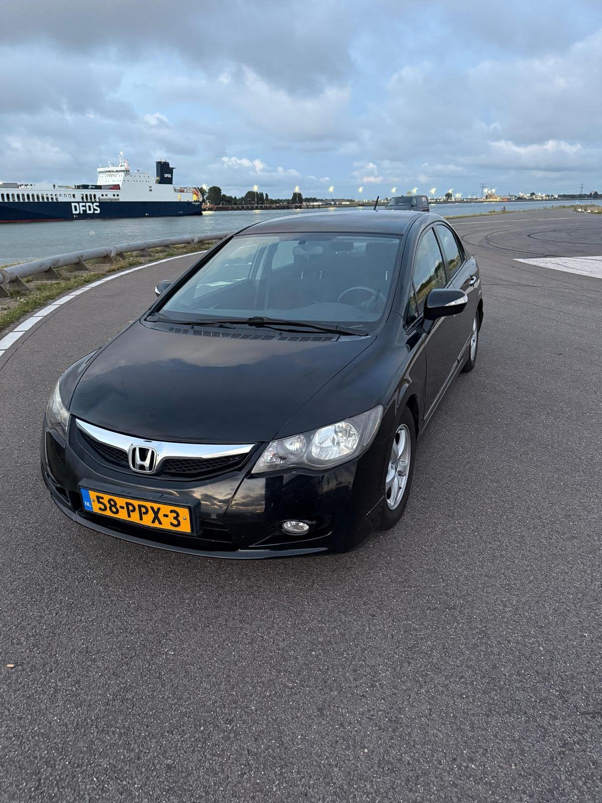 Honda Civic 1.3 Vtec Hybrid 4DR C-tr. 2011 Zwart, Auto's, Honda, Zwart, Origineel Nederlands, 22 km/l, Sedan