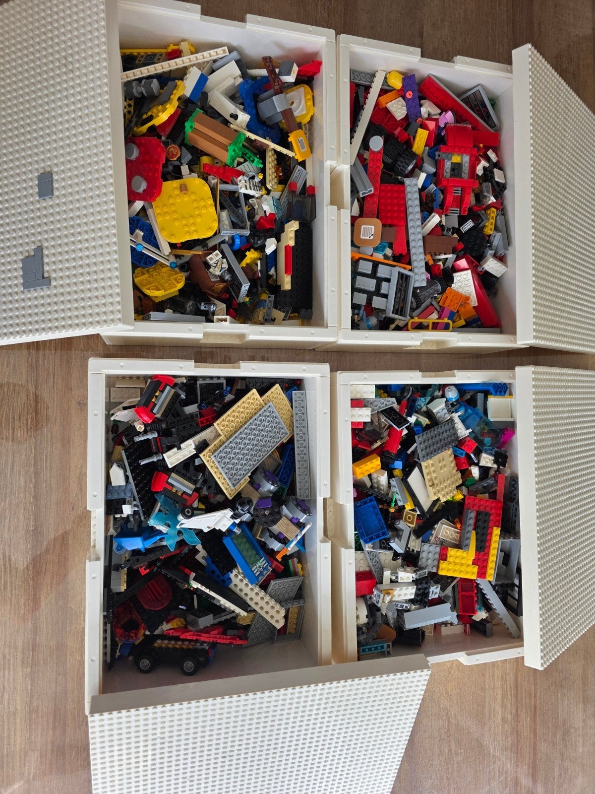Foto 3 van Grote verzameling LEGO met handleidingen(ca. 115 sets!)