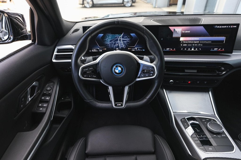 BMW 3 Serie 330e M Sport Automaat / Schuif-kanteldak / Trekh, Auto's, BMW, Achterwielaandrijving, Gebruikt, 4 cilinders, Automatische klimaatregeling