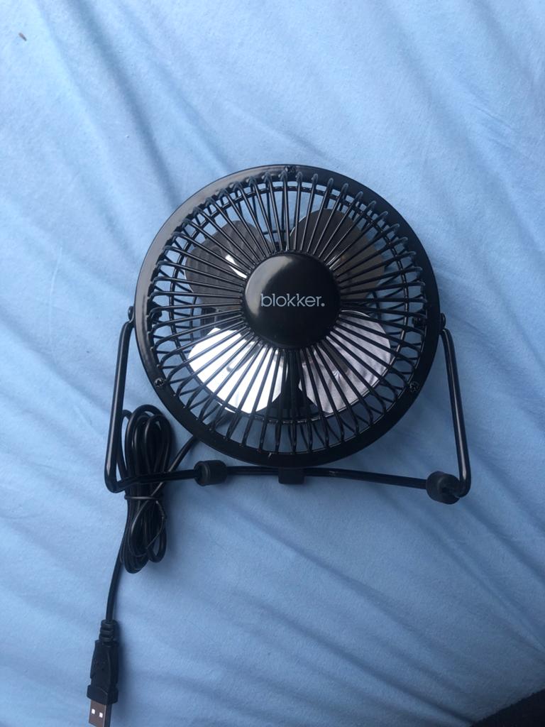 Nieuwe Blokker USB Ventilator - Compact en Krachtig, Ophalen of Verzenden, Nieuw, Tafelventilator