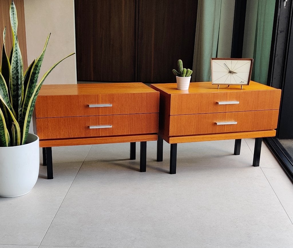 Prachtige set vintage teakhouten nachtkastjes, Ophalen, Minder dan 45 cm, Zo goed als nieuw, 70 cm of meer