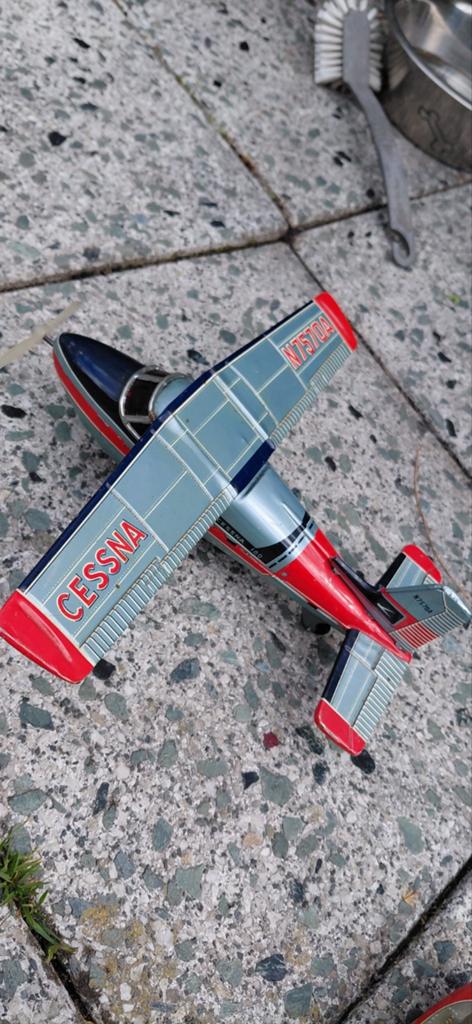 Vintage blikken Cessna 150 vliegtuig - Speelgoed, Antiek en Kunst, Ophalen of Verzenden
