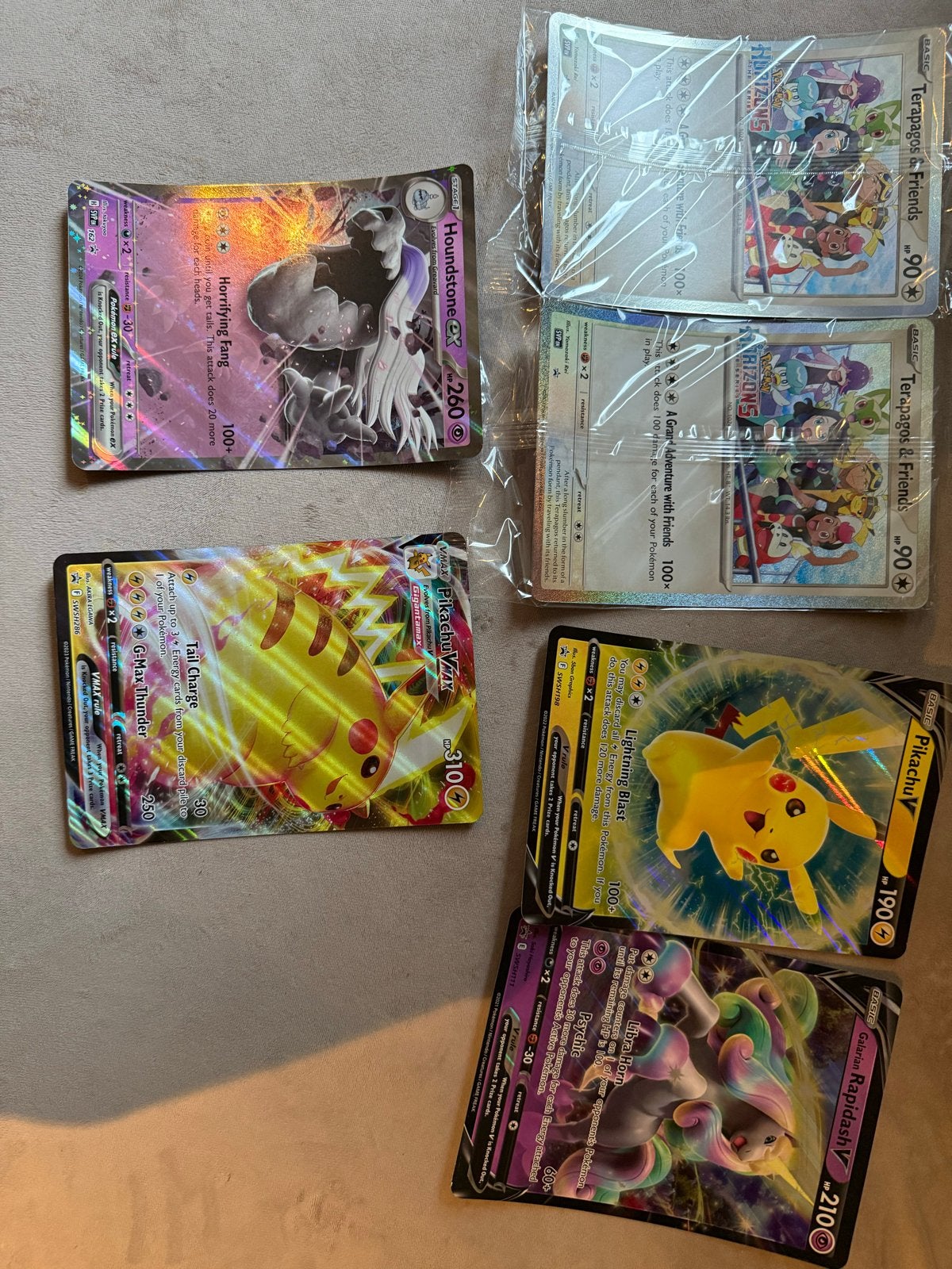 Pokémon Kaarten Bundel: Pikachu VMAX, Houndstone ex & meer, Ophalen of Verzenden, Zo goed als nieuw, Meerdere kaarten, Foil