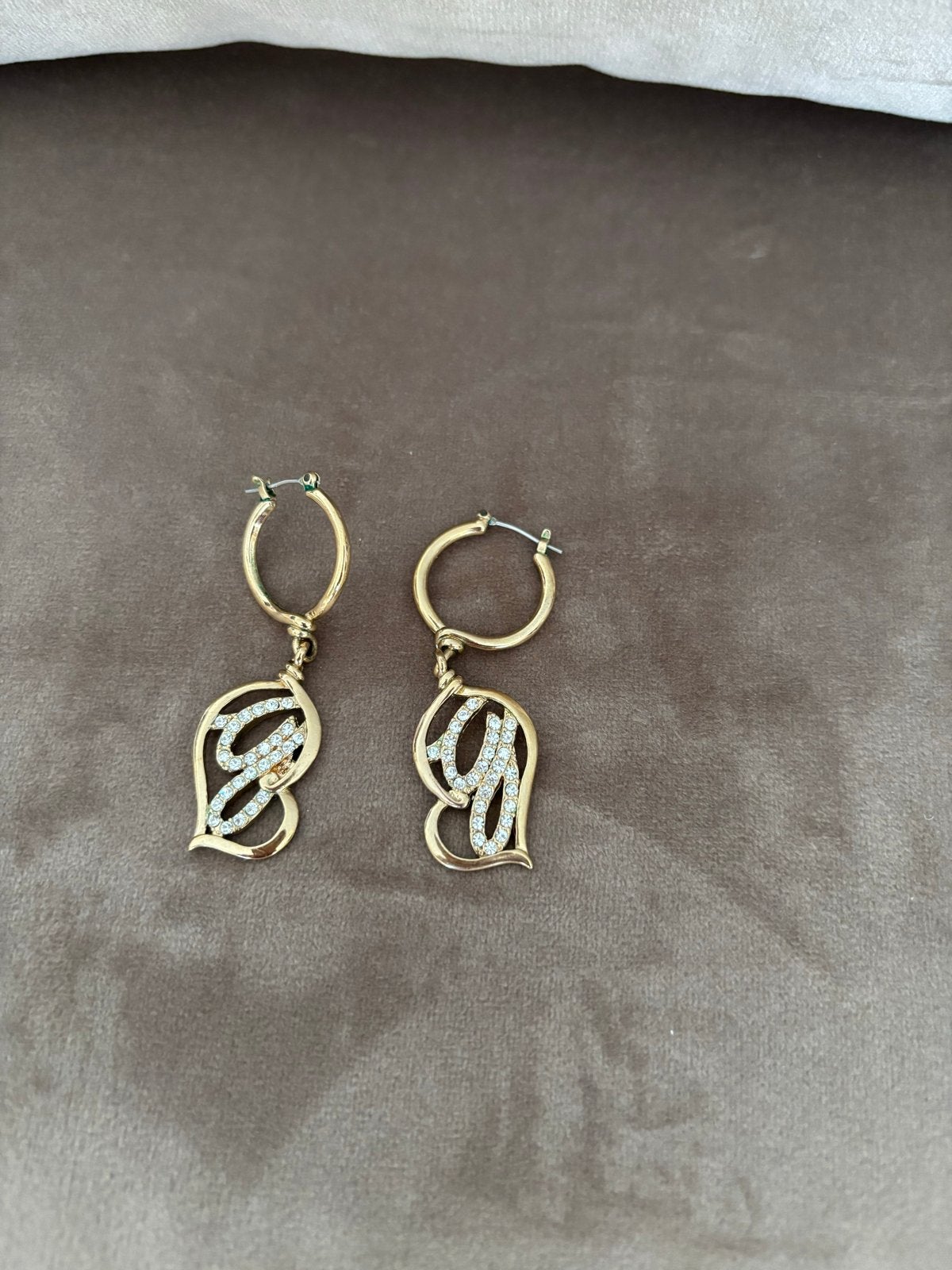 Guess gouden oorbellen met steentjes, Ophalen, Overige materialen, Hangers, Zo goed als nieuw