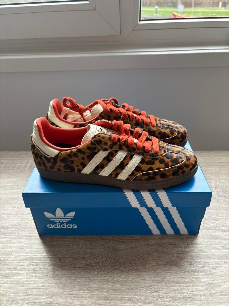 Adidas Samba OG Preloved Red Leopard | EU 39 1/3, Kleding | Dames, Schoenen, Nieuw, Ophalen of Verzenden, Rood, Sneakers of Gympen