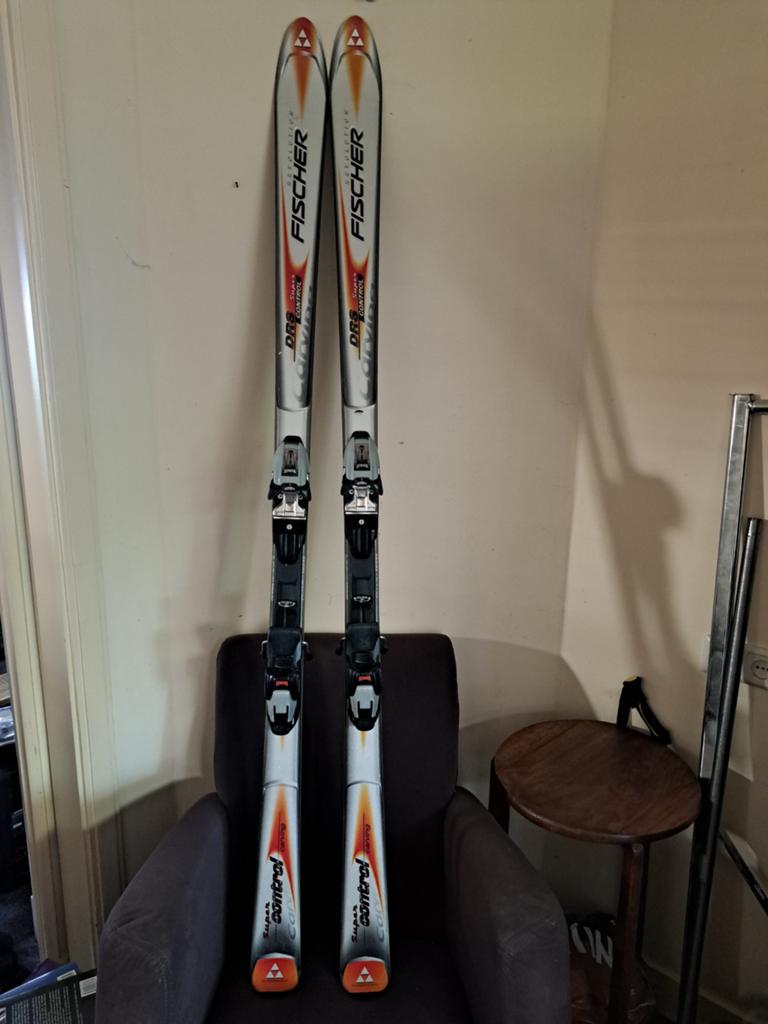 Fischer DRS Corvus Ski's met Marker Biotech Bindingen, Sport en Fitness, Skiën en Langlaufen, Ophalen, 140 tot 160 cm, Skiën, Ski's