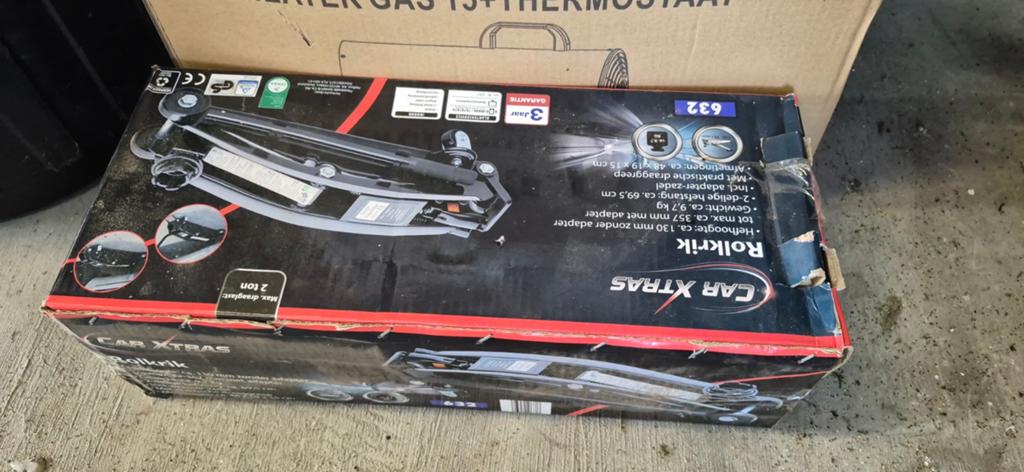 Nieuwe Auto Rolkrik 2 Ton - CAR XTRAS, Ophalen of Verzenden, Nieuw, Hydraulisch, Garagekrik
