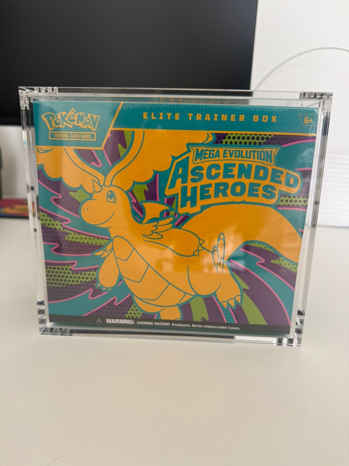 Ascended Heroes ETB Sealed incl. acryl (4 beschikbaar), Ophalen of Verzenden, Zo goed als nieuw, Boosterbox