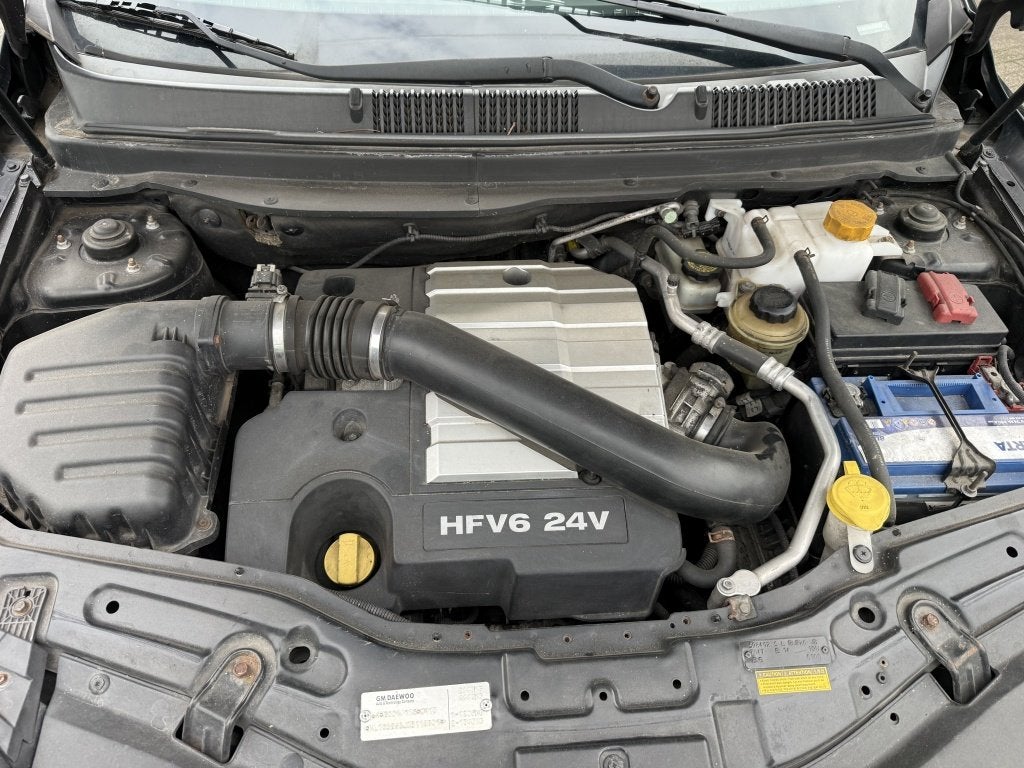 Chevrolet Captiva 3.2i Executive export! (bj 2008), Auto's, 1780 kg, 3195 cc, 2000 kg, 7 stoelen