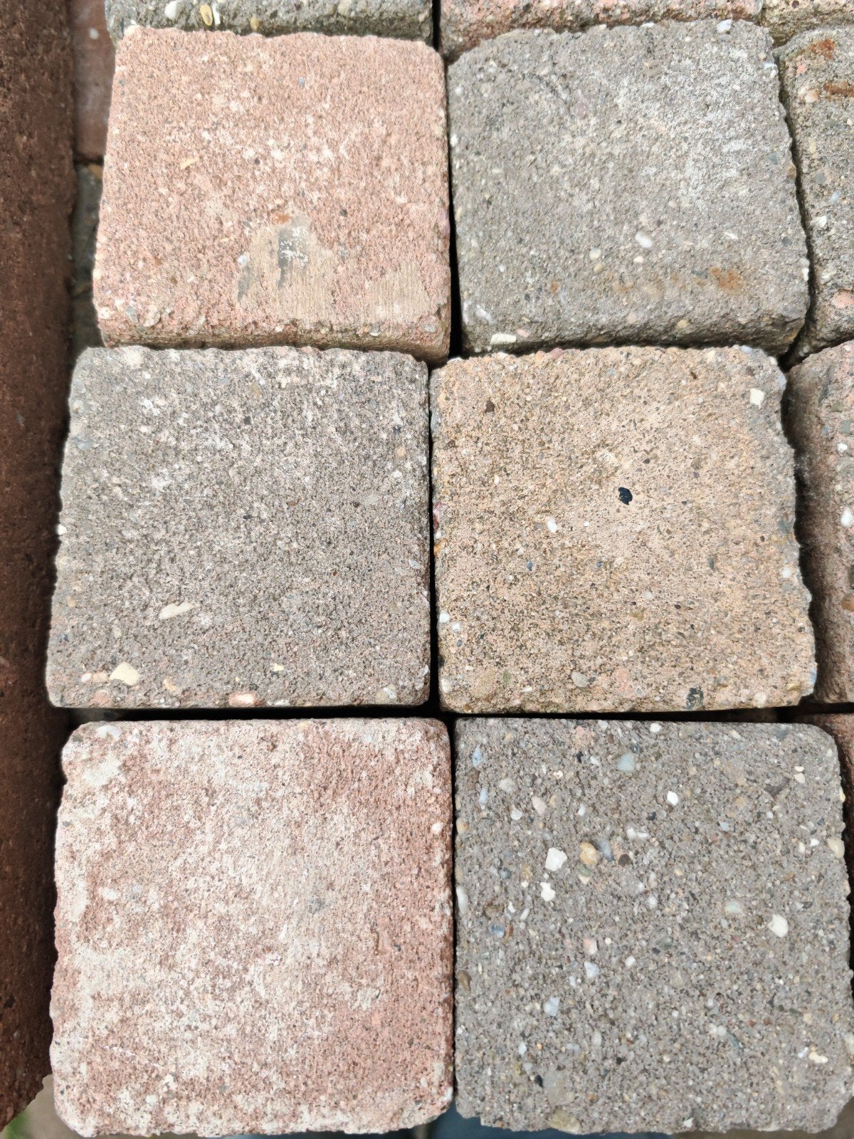 Ruim 400 terrastegels 10x10x6 cm - Gratis af te halen, Tuin en Terras, Tegels en Klinkers, Ophalen, Gebruikt, Terrastegels